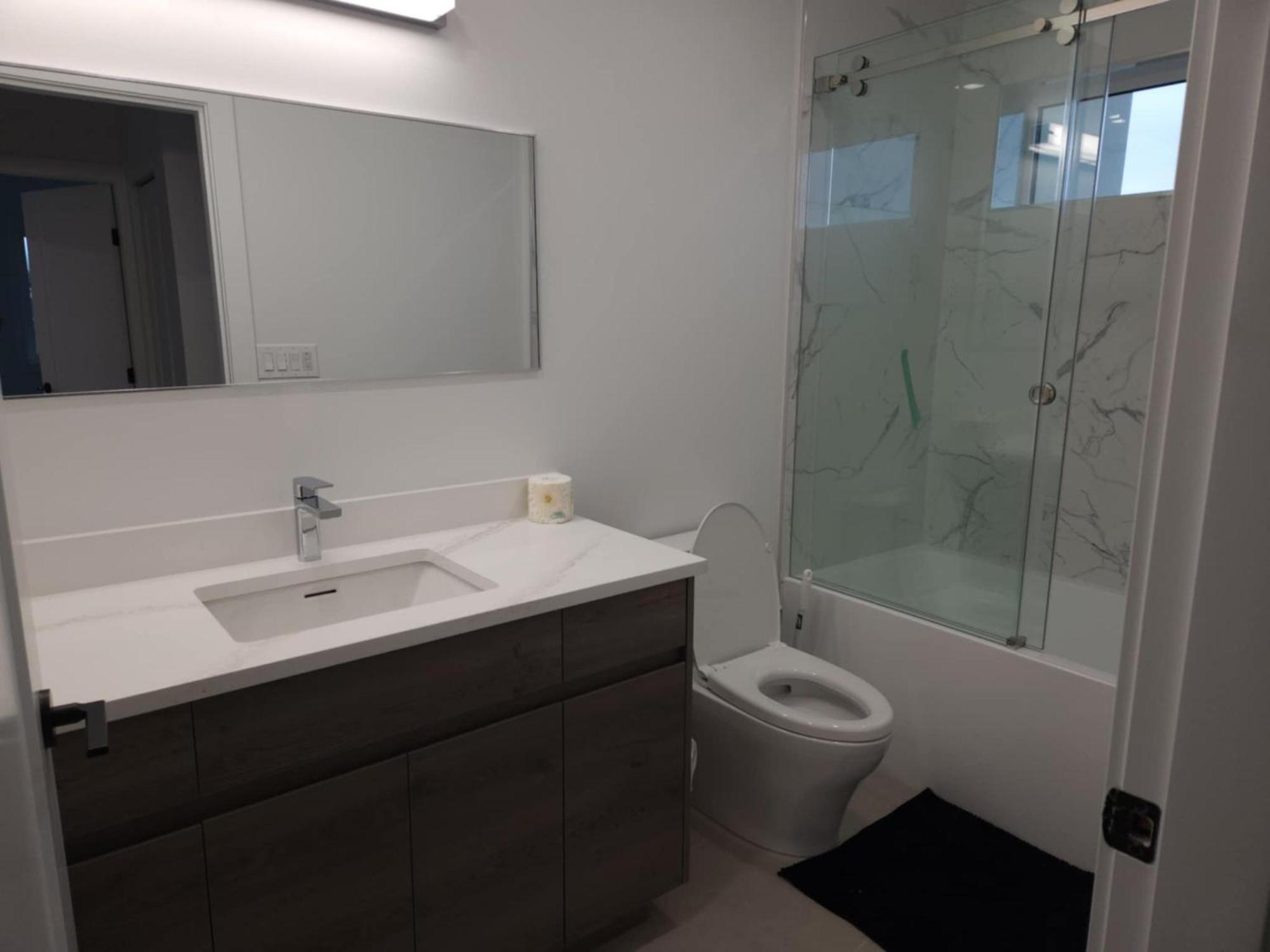 Signature Luxe Top-Floor Townhouse 2Br, 3Ba With Stunning Views Ванкувер Екстер'єр фото